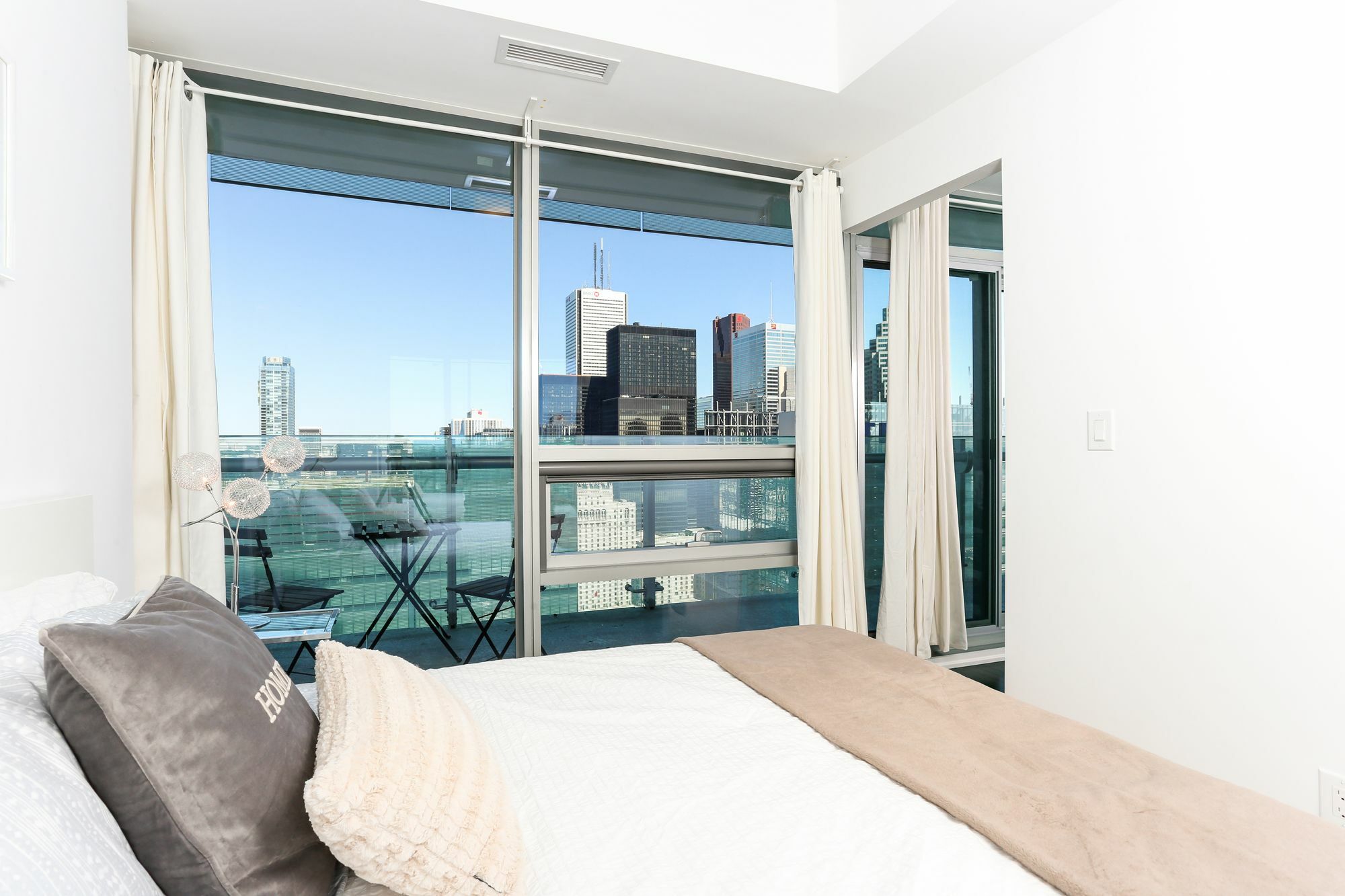 Mhs - Incredible Cn Tower View Hotel 4*